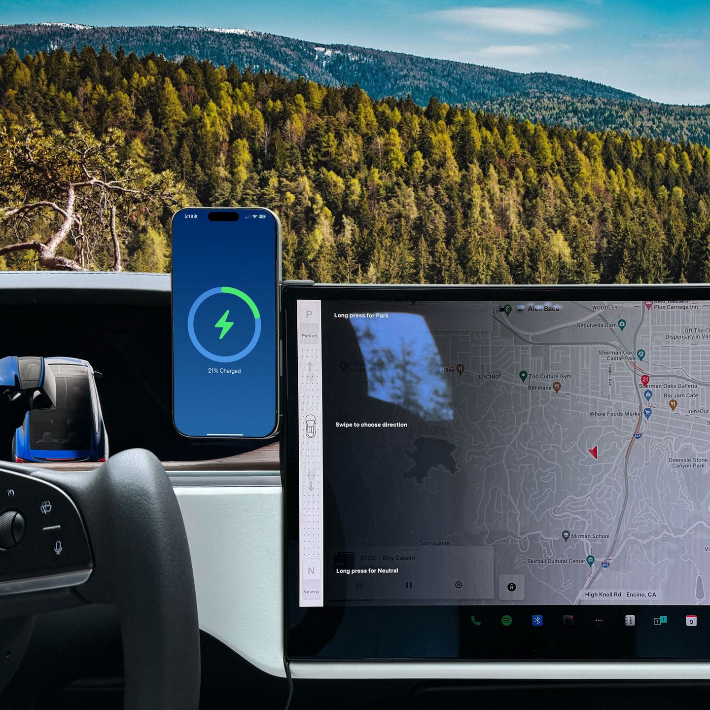 MagBak Tesla wireless on screen | MBTMX-DG