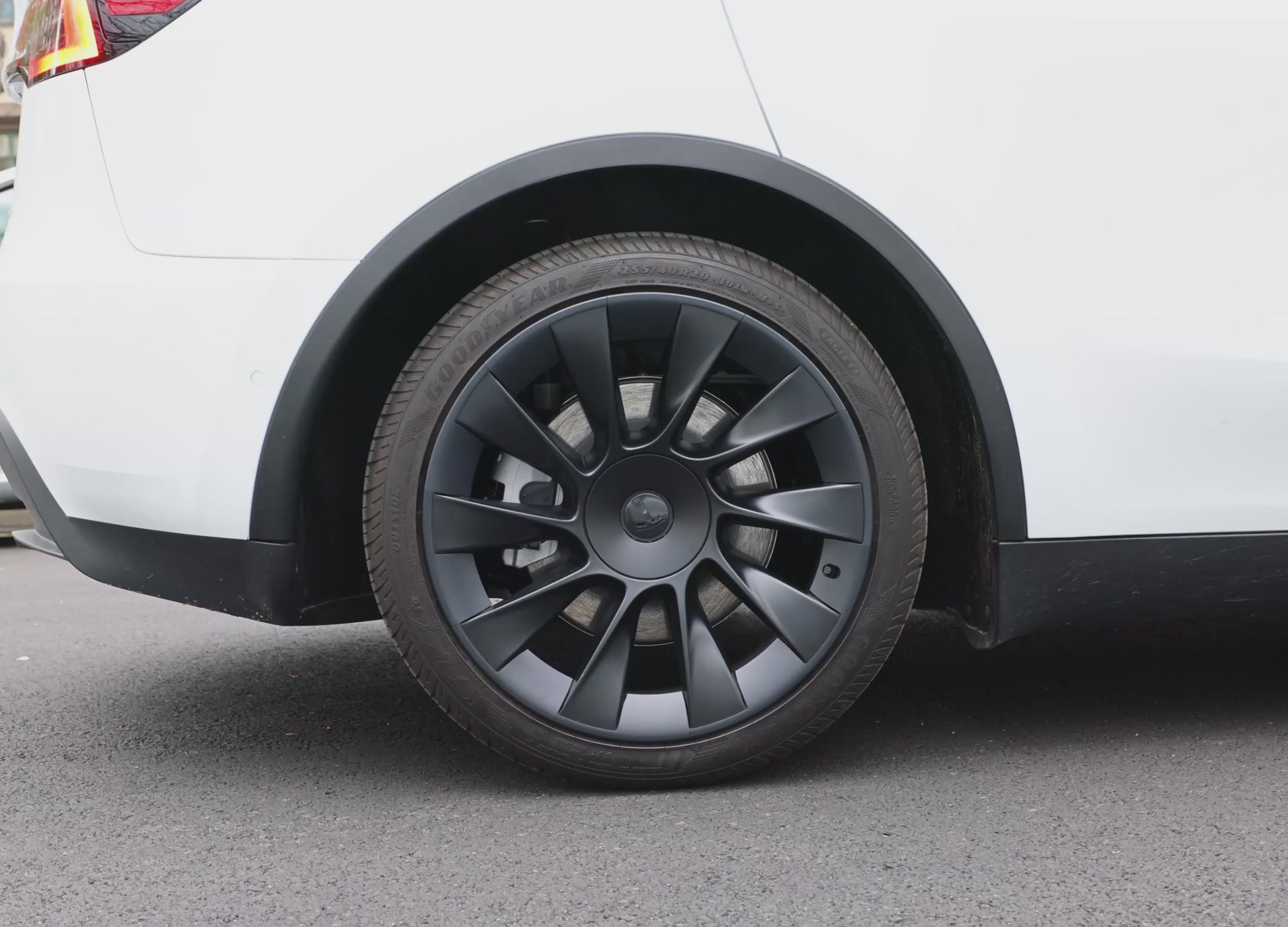 Model Y Induction wheel with RimCase boomerang | RPTMY20I-22X4