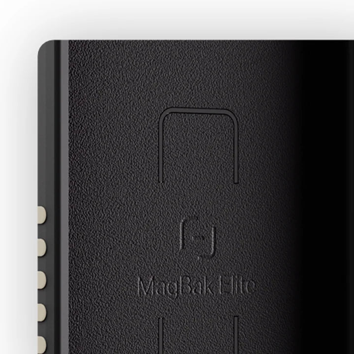 Microfiber-lined Pixel 11 Elite Case interior