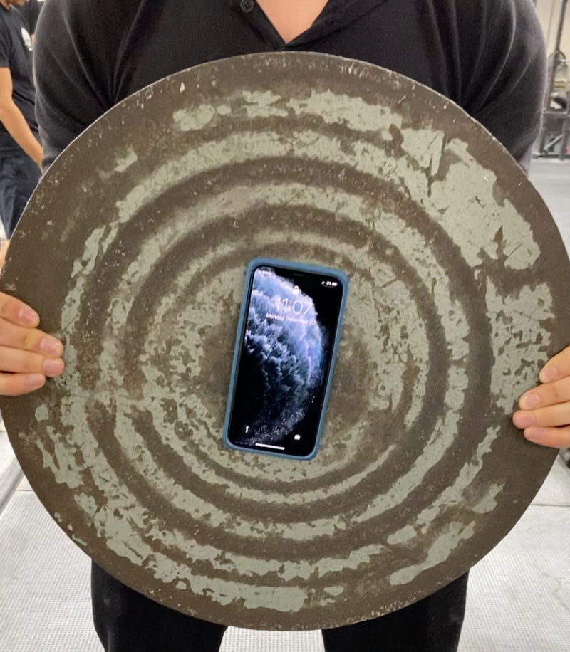 The Best Phone Cases for the Gym: Magnetic Cases That Stick to Equipment