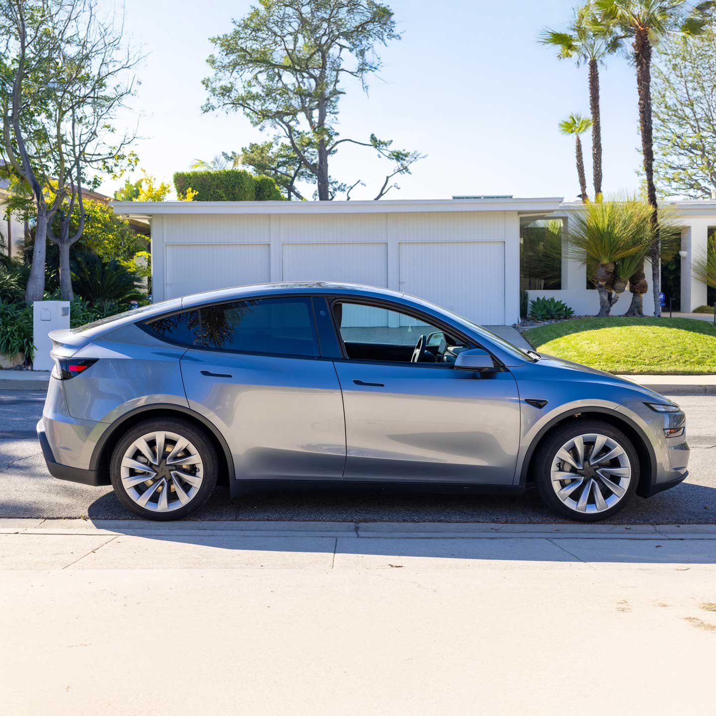 Model Y Juniper with Helix RimCase | RPTMY20H-X4