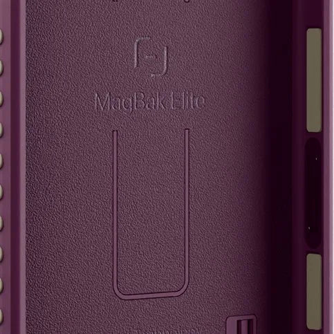 Microfiber-lined Elite Case interior